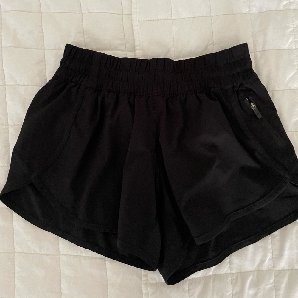 Lululemon hotty hot size 6, black